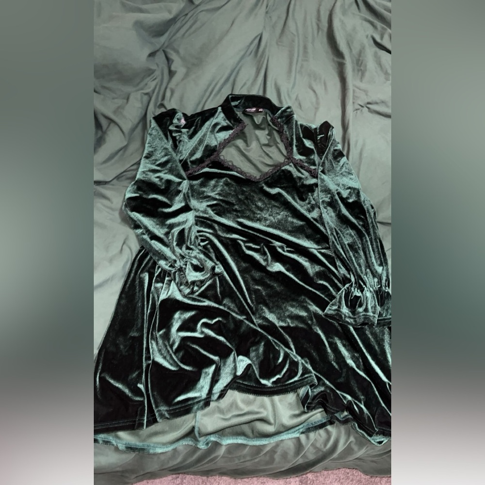 Velvet green shein dress